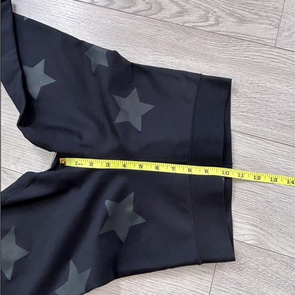 Ultracor Knockout Black Star Print Crop Leggings - Picture 11 of 12